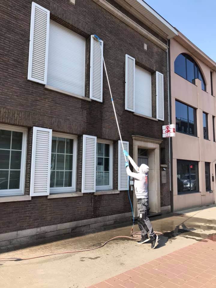 Schoonmaken gevel woning PVP Cleaning